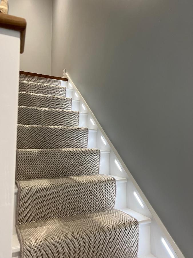 A Luxury 2 Bedroom Apartment بارنيت المظهر الخارجي الصورة